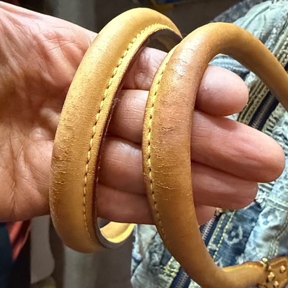 Authentic Louis Vuitton Bowly Limited Edition Denim Patch Bag - Picture 4 of 16